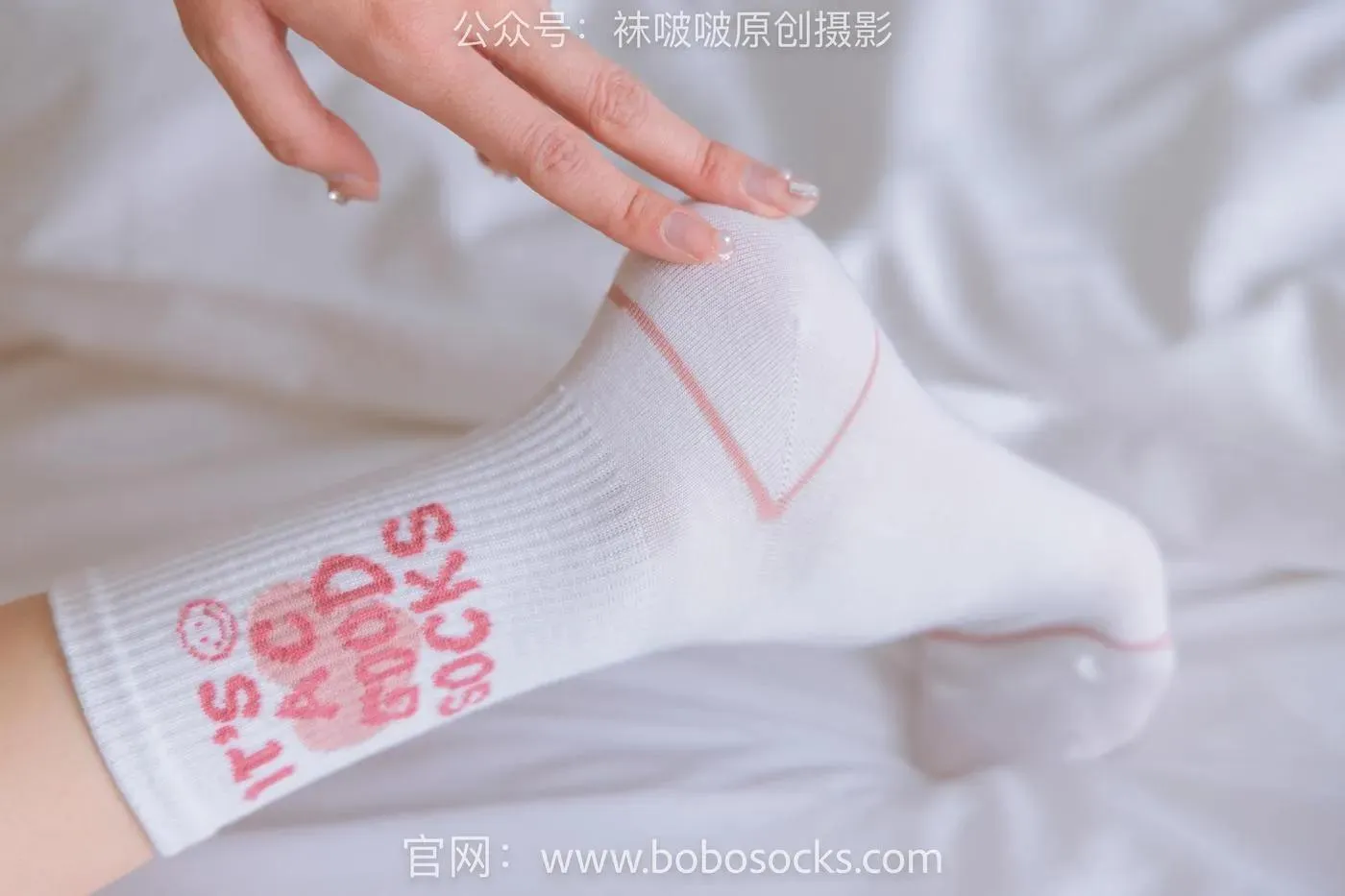 [BoBoSocks袜啵啵]NO.143 稚予-匡威板鞋、vans帆布鞋、两双白棉袜 [166P]插图3